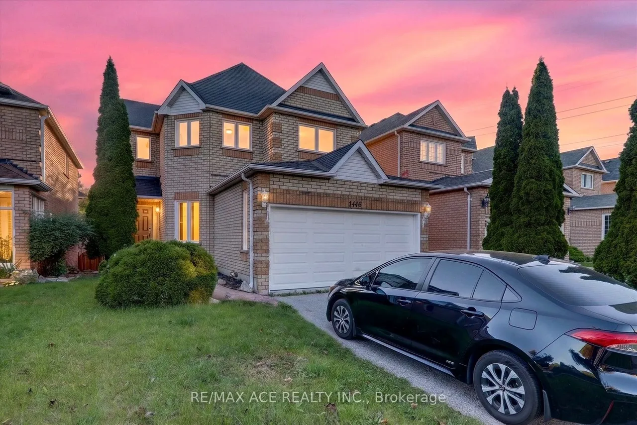 1446 Sandhurst Crescent