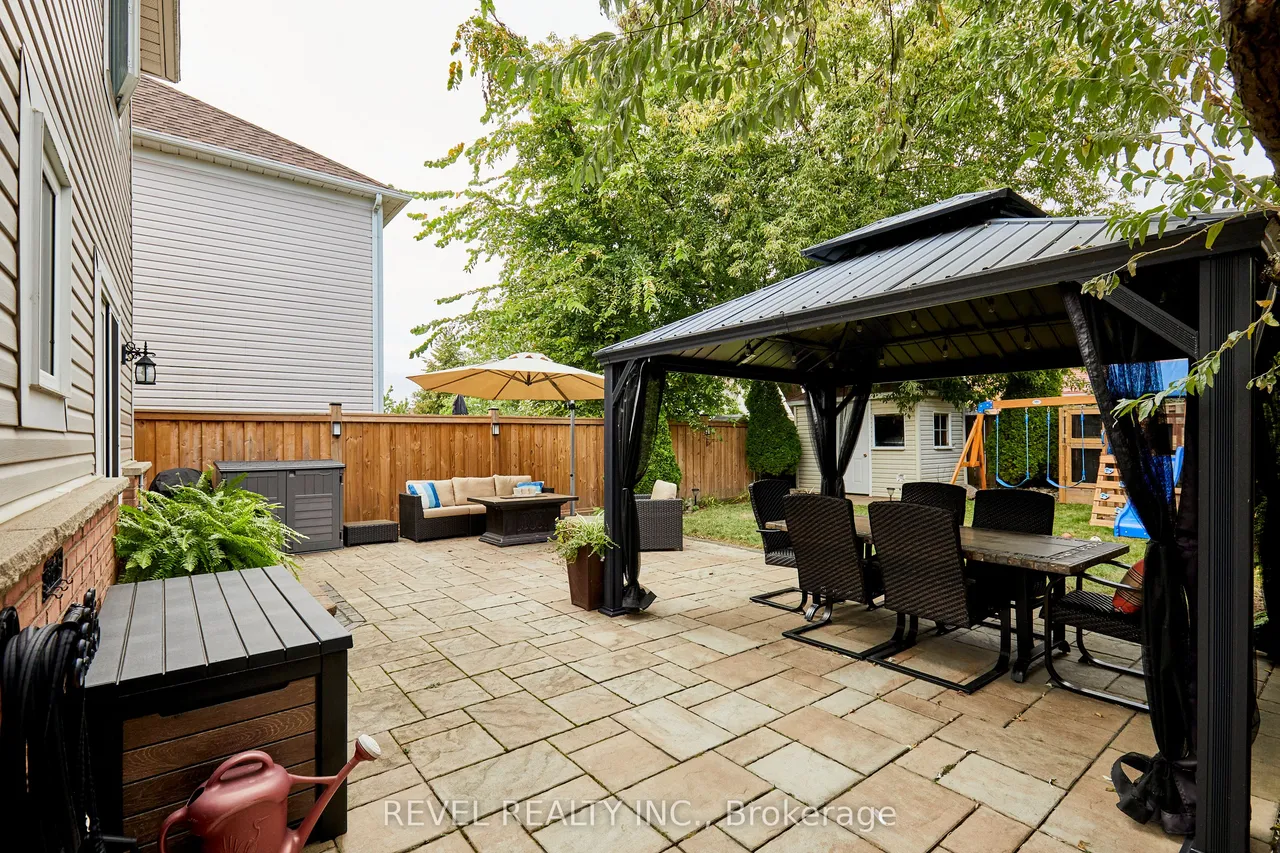 20 Breakwater Drive — photo 40