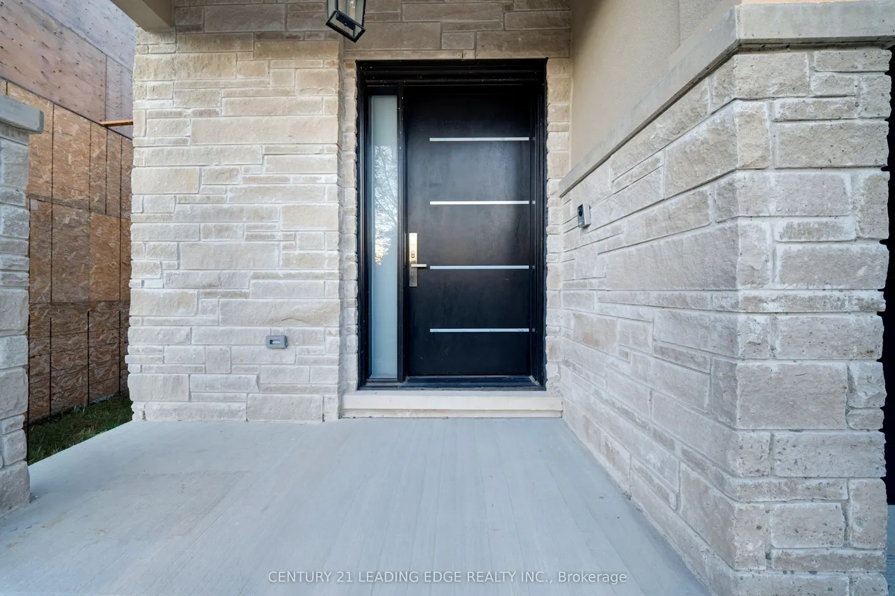 158 Hillcrest Drive — photo 2