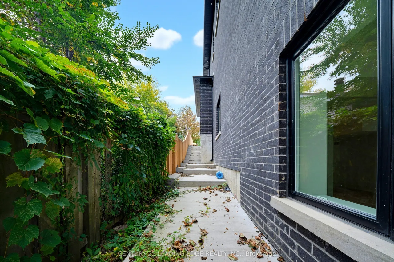 158 Hillcrest Drive — photo 49