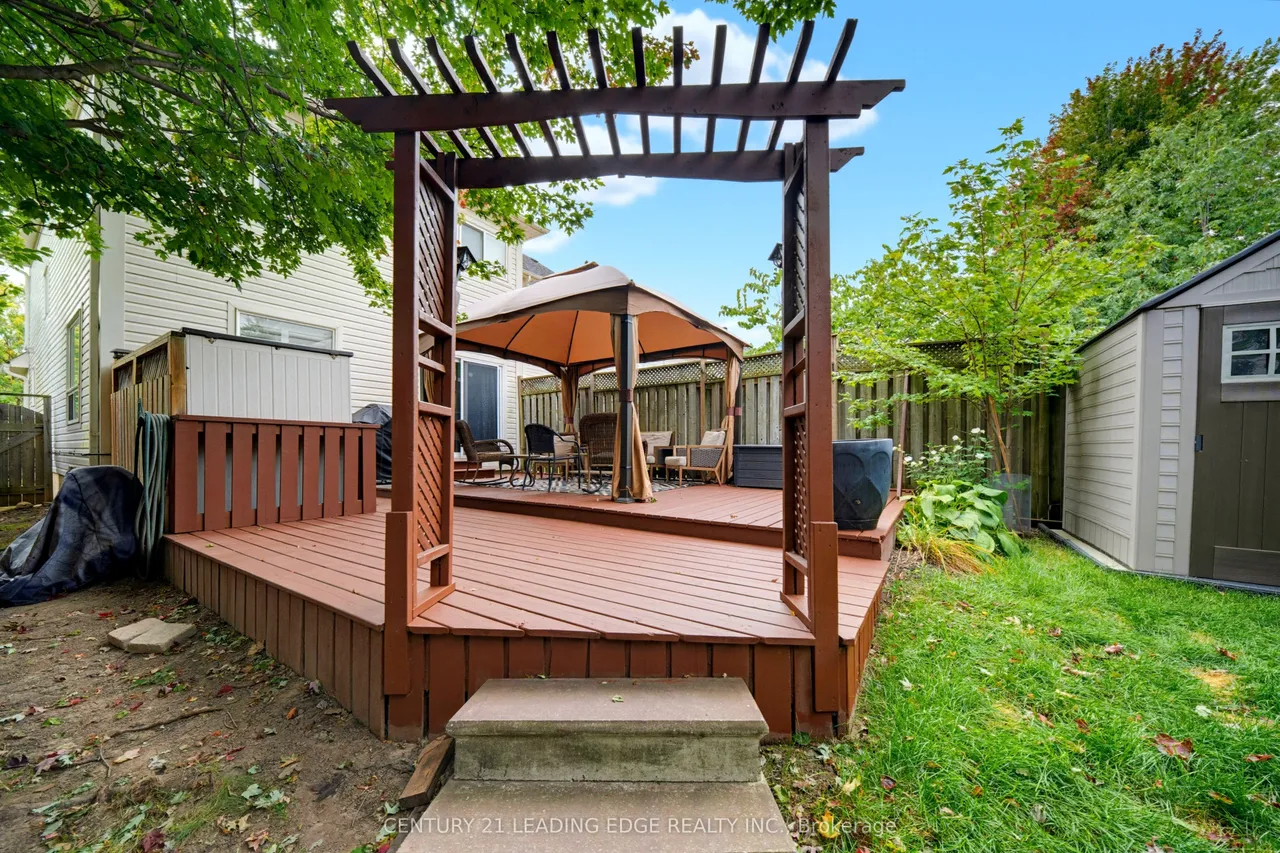10 Dodds Square — photo 46