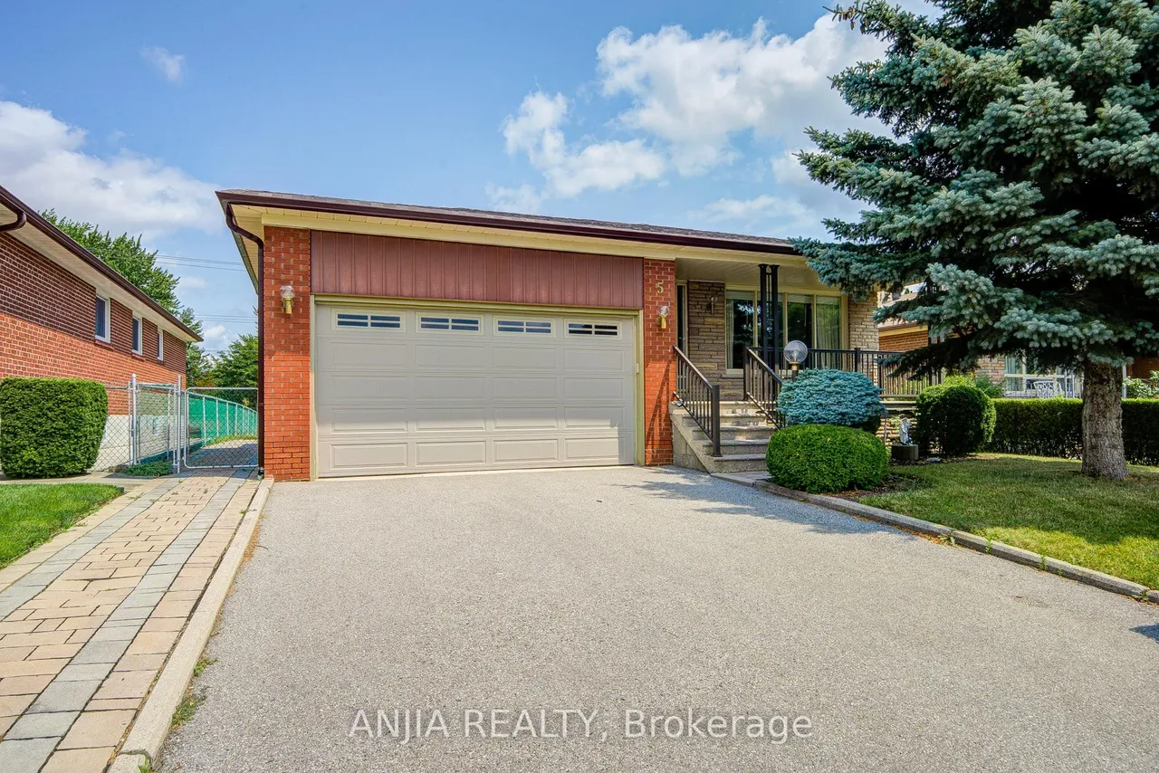 5 Brantford Drive — photo 3