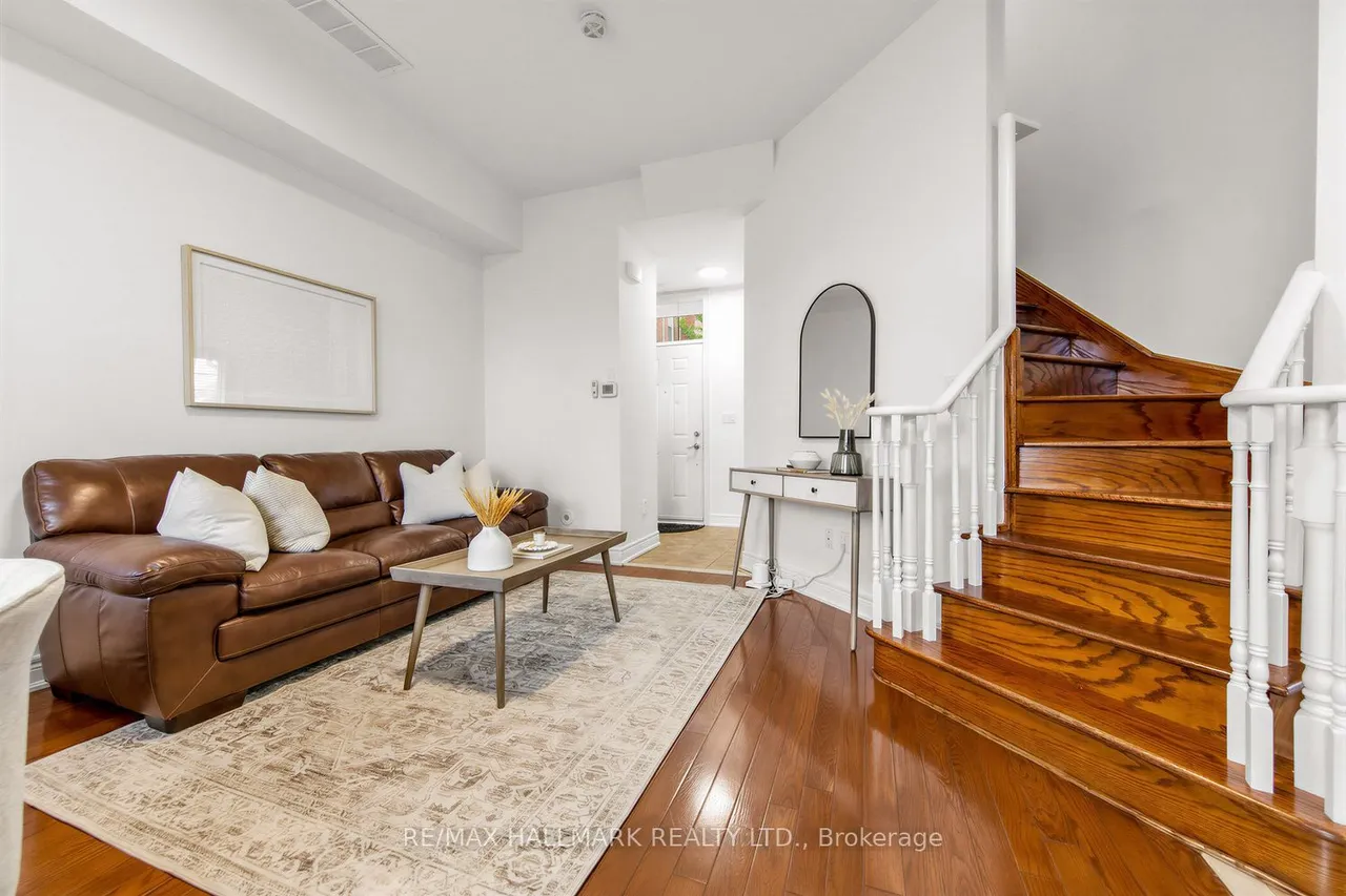 34 Fairhead Mews — photo 3
