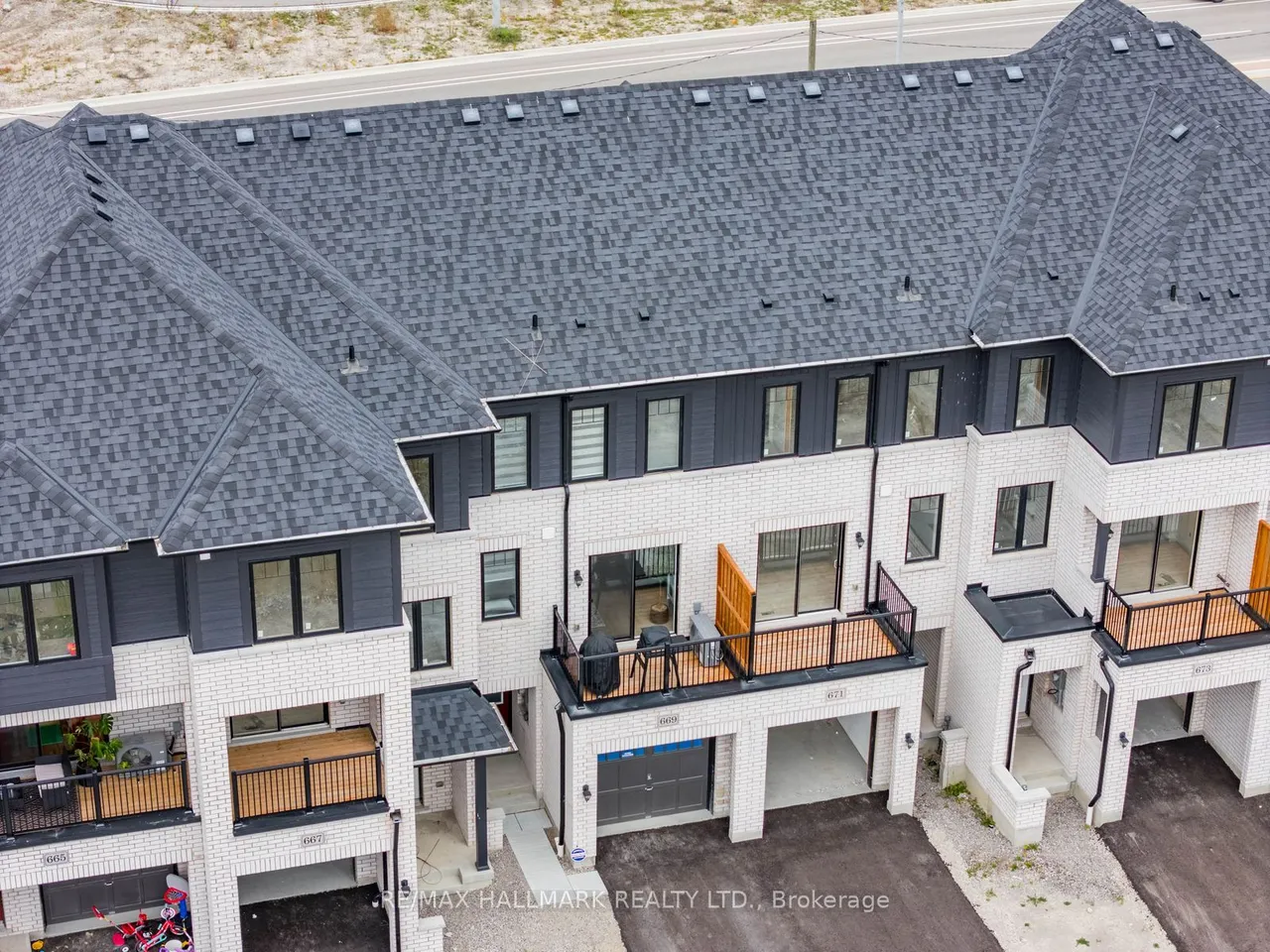 669 Alexander Knox Road — photo 49
