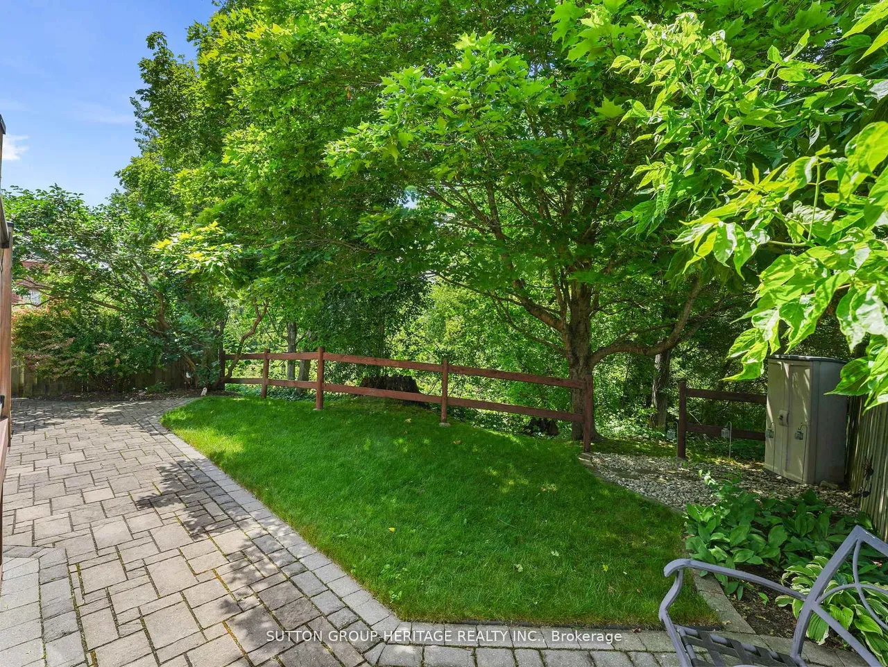 51 Annie Crescent — photo 39
