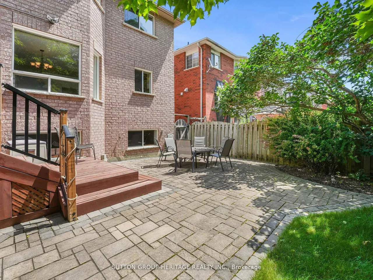 51 Annie Crescent — photo 38