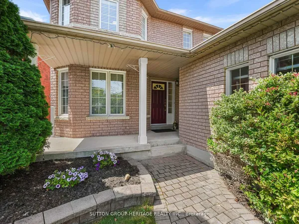 51 Annie Crescent — photo 2