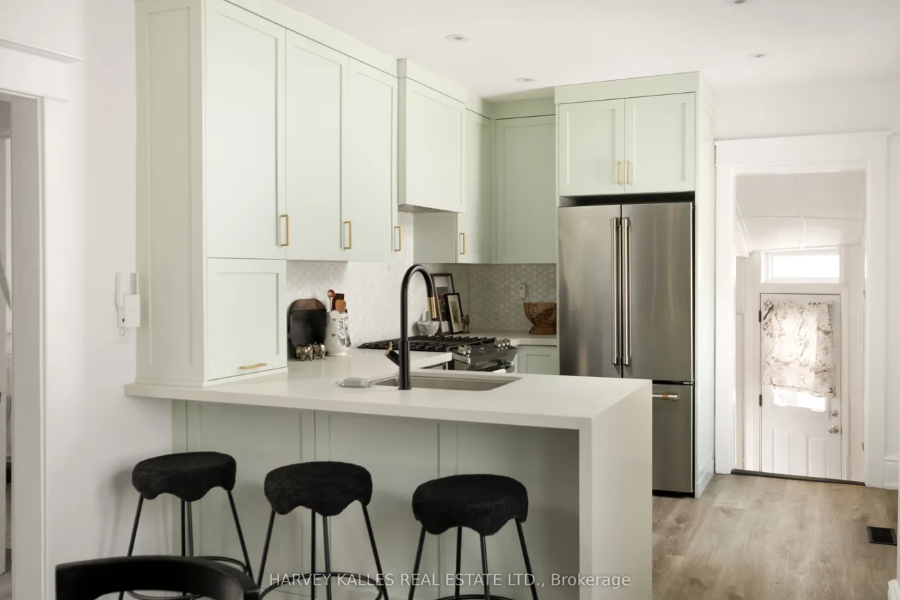 84 Coleridge Avenue — photo 3
