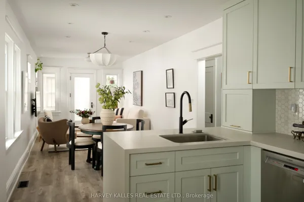 84 Coleridge Avenue — photo 2