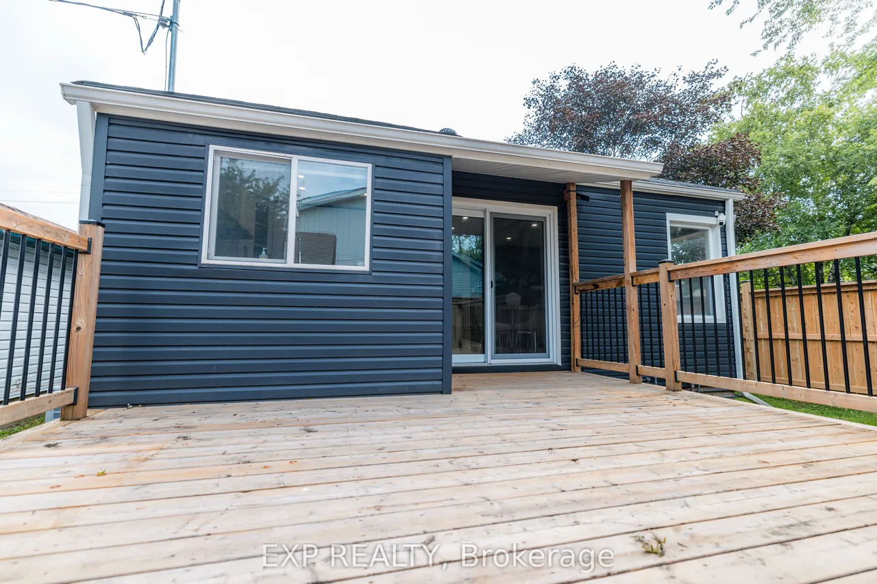 18 Nelson Avenue — photo 24
