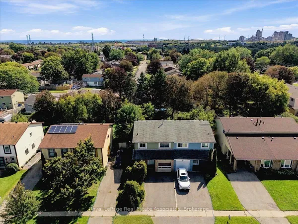 62 Alonna Street — photo 2