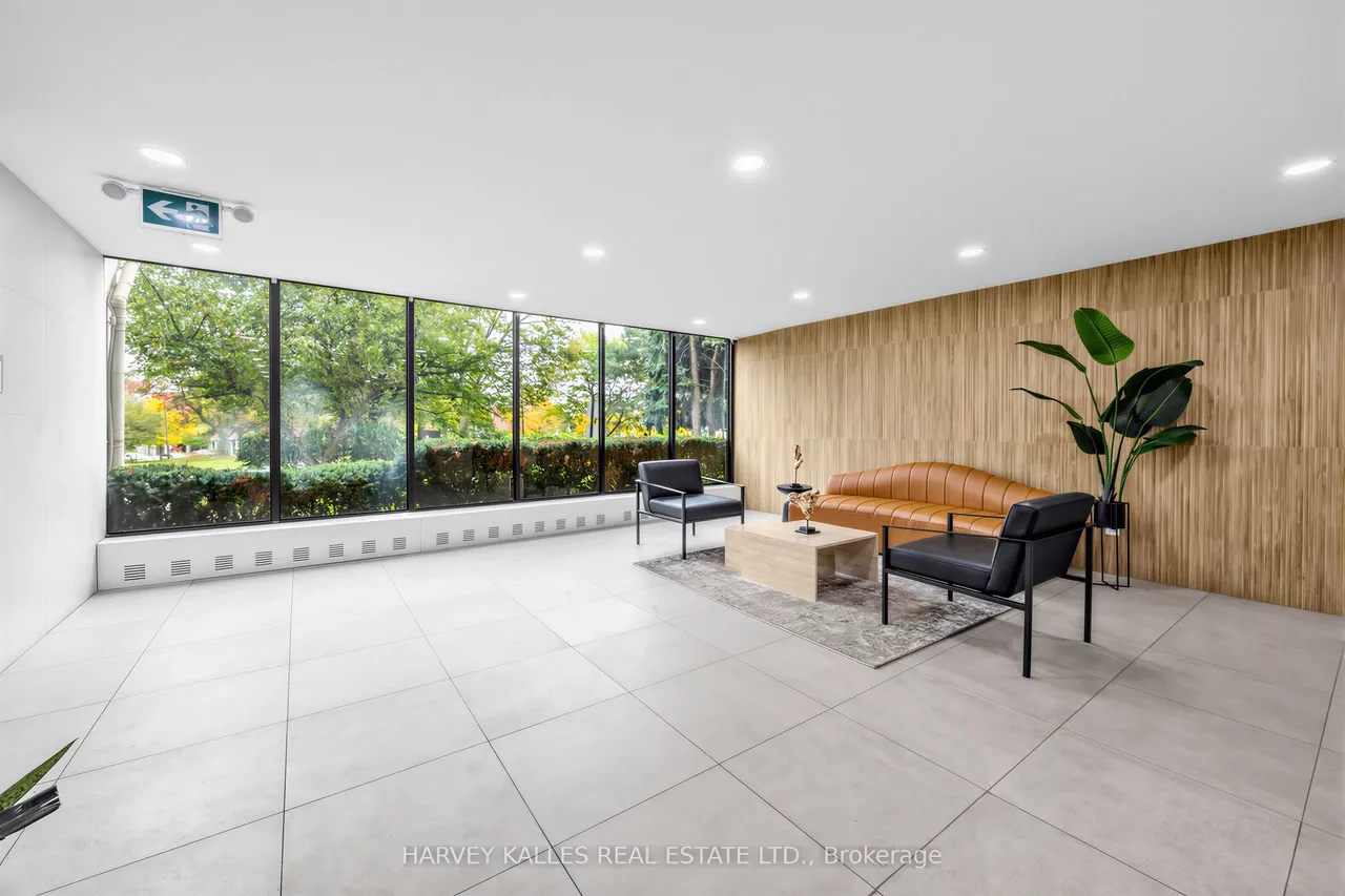 100 Echo Point, Unit 1801 — photo 2
