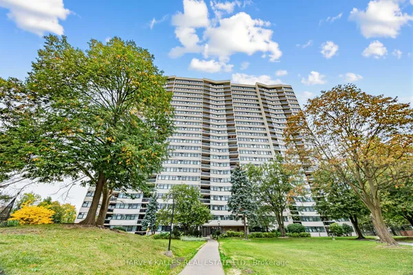 100 Echo Point, Unit 1801