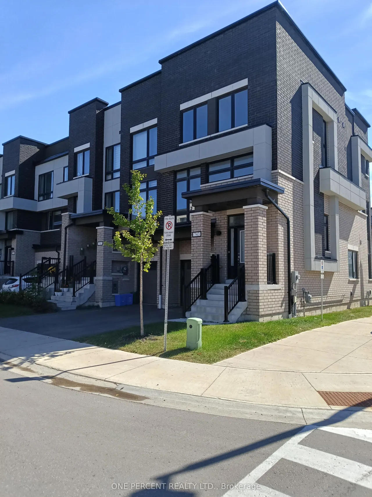 743 Stanstead Path — photo 38