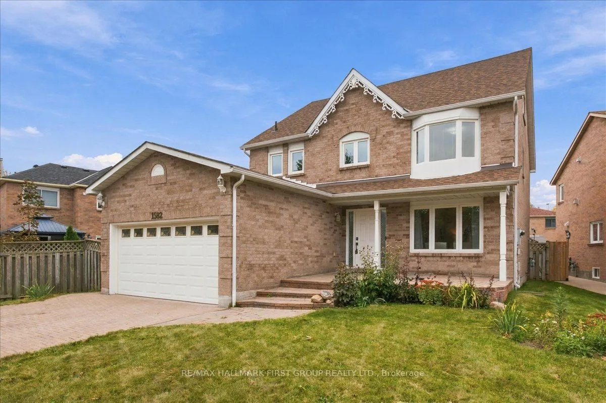 1582 Kelvinway Lane — photo 2