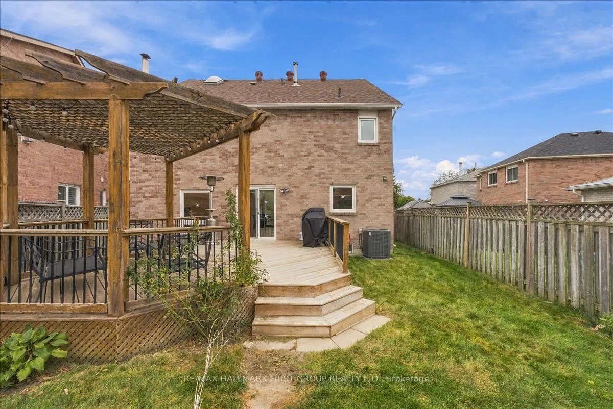 1582 Kelvinway Lane — photo 46