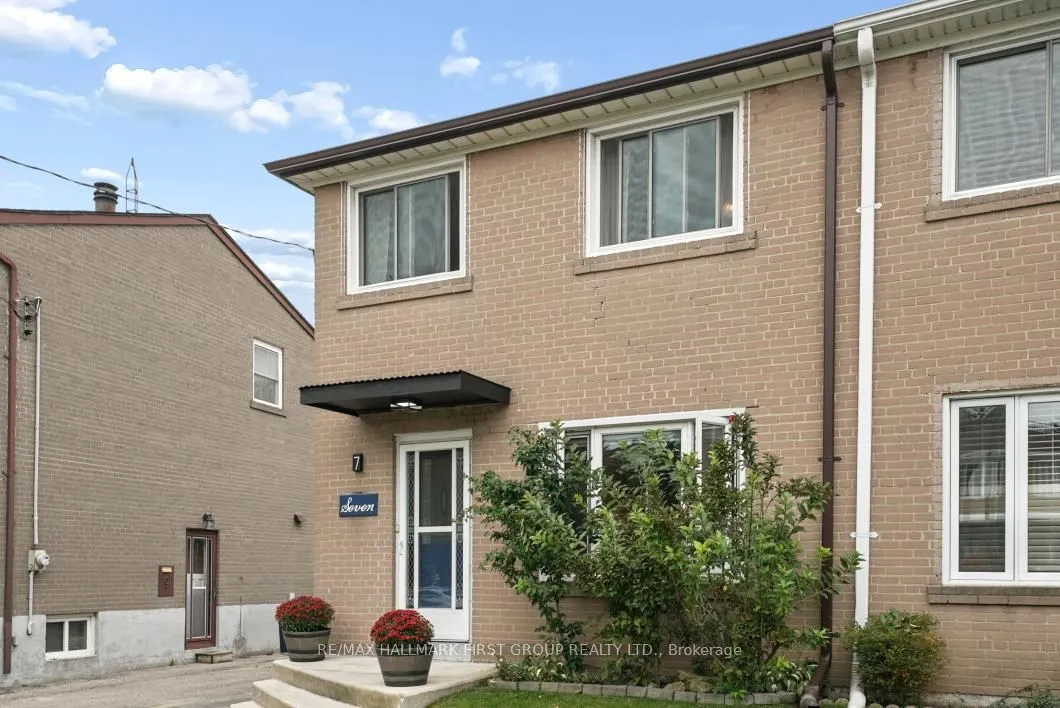 7 Ellendale Drive — photo 3