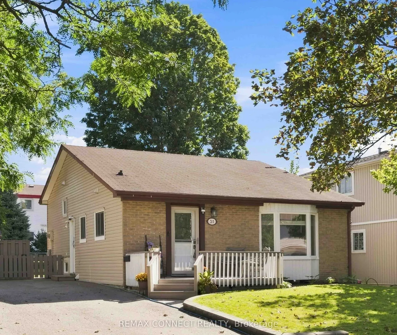 31 Roser Crescent