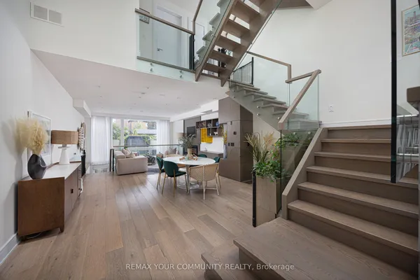 164 Aldwych Avenue — photo 2