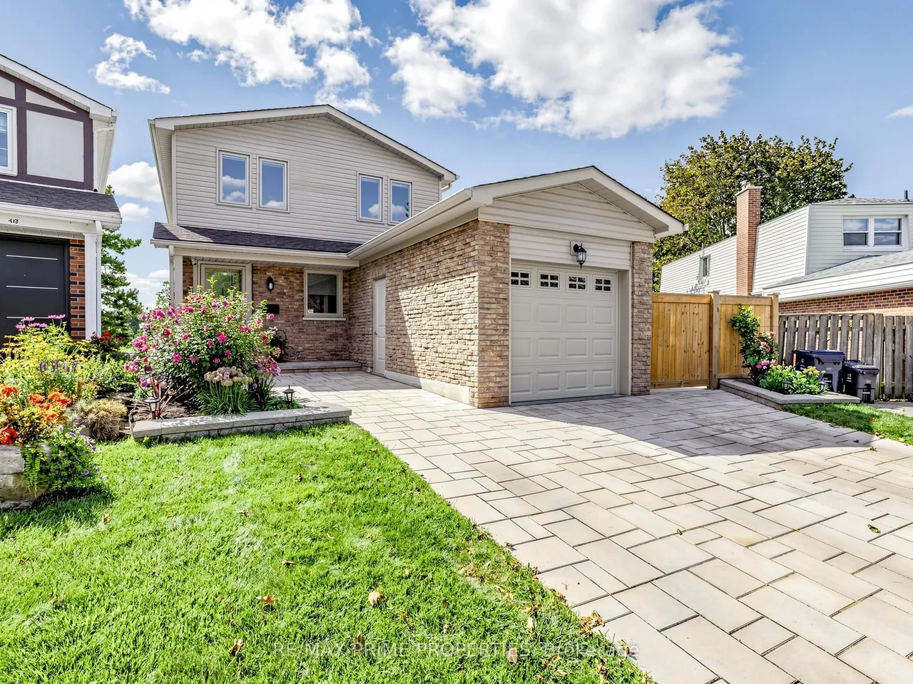 19 Post Horn Grove