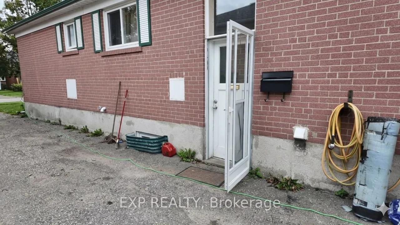 23 Chapman Avenue — photo 3