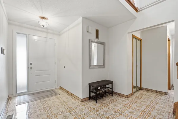 3 Morbank Drive — photo 2