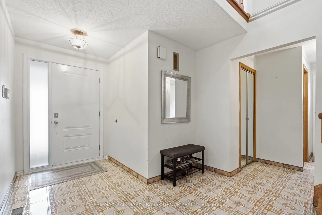 3 Morbank Drive — photo 2