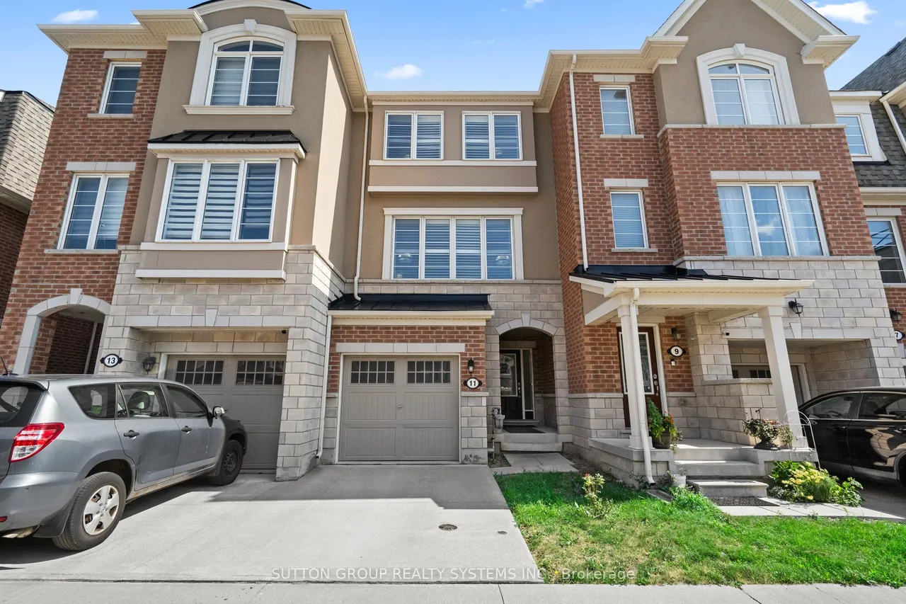 11 Fusilier Drive — photo 3