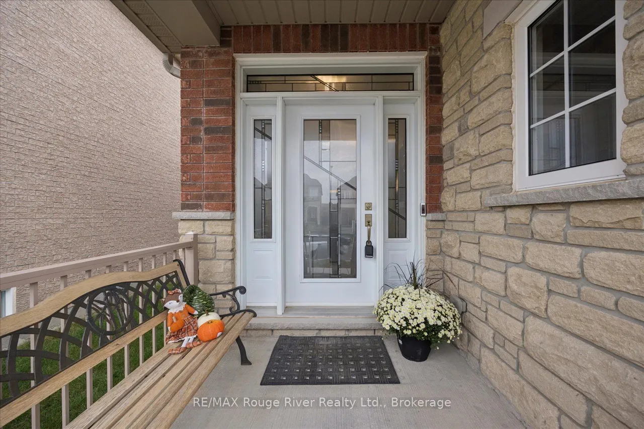 29 St Augustine Drive — photo 3