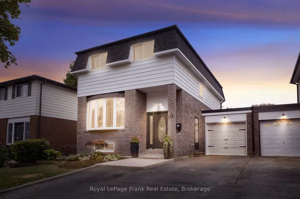 117 Lawrence Crescent