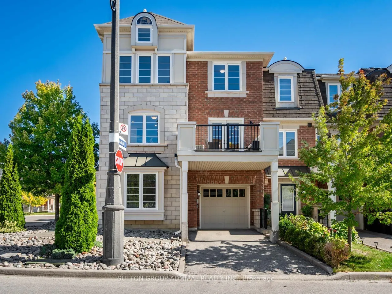 43 Deans Drive — photo 2
