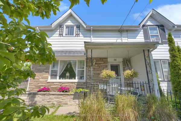 66 Wellington Street — photo 2