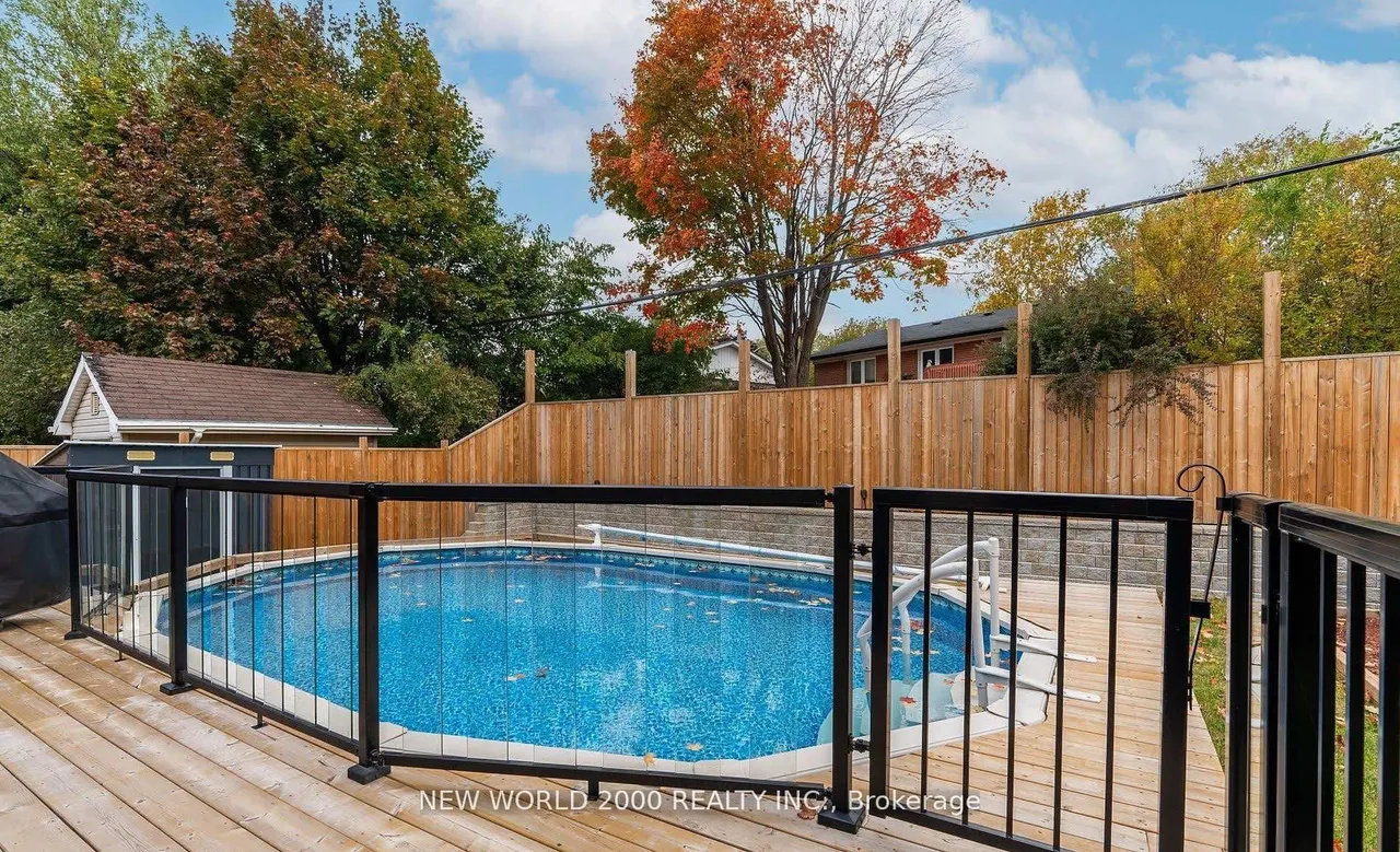 920 Greenwood Crescent — photo 27