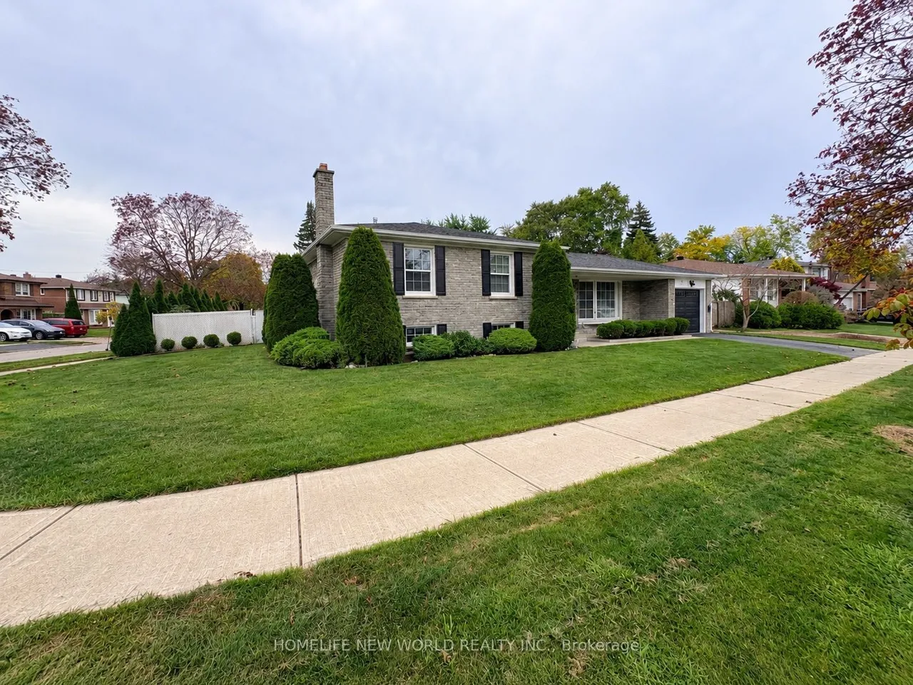 53 Pebblehill Square — photo 2