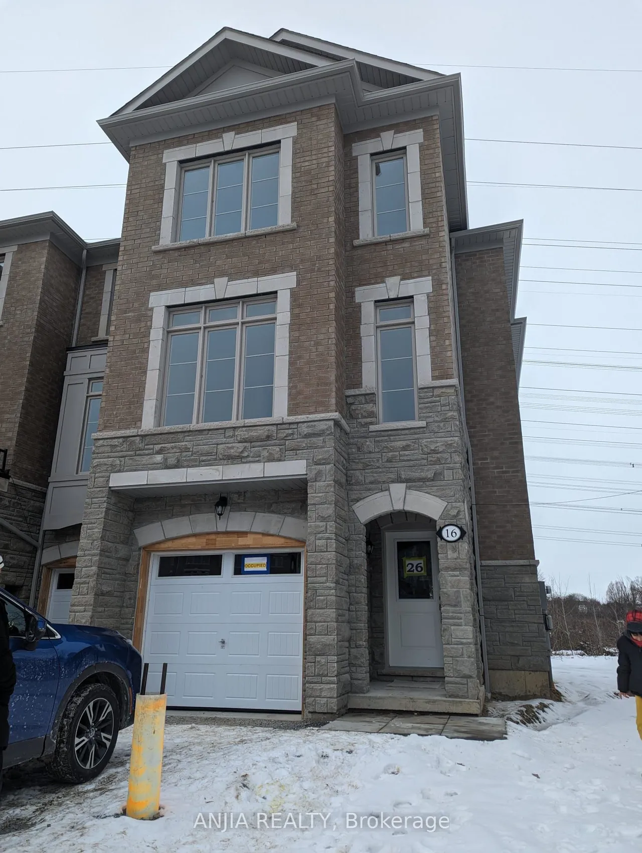 16 Coote Court