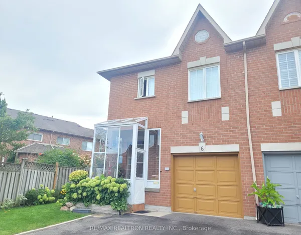 6 Echo Glen Road