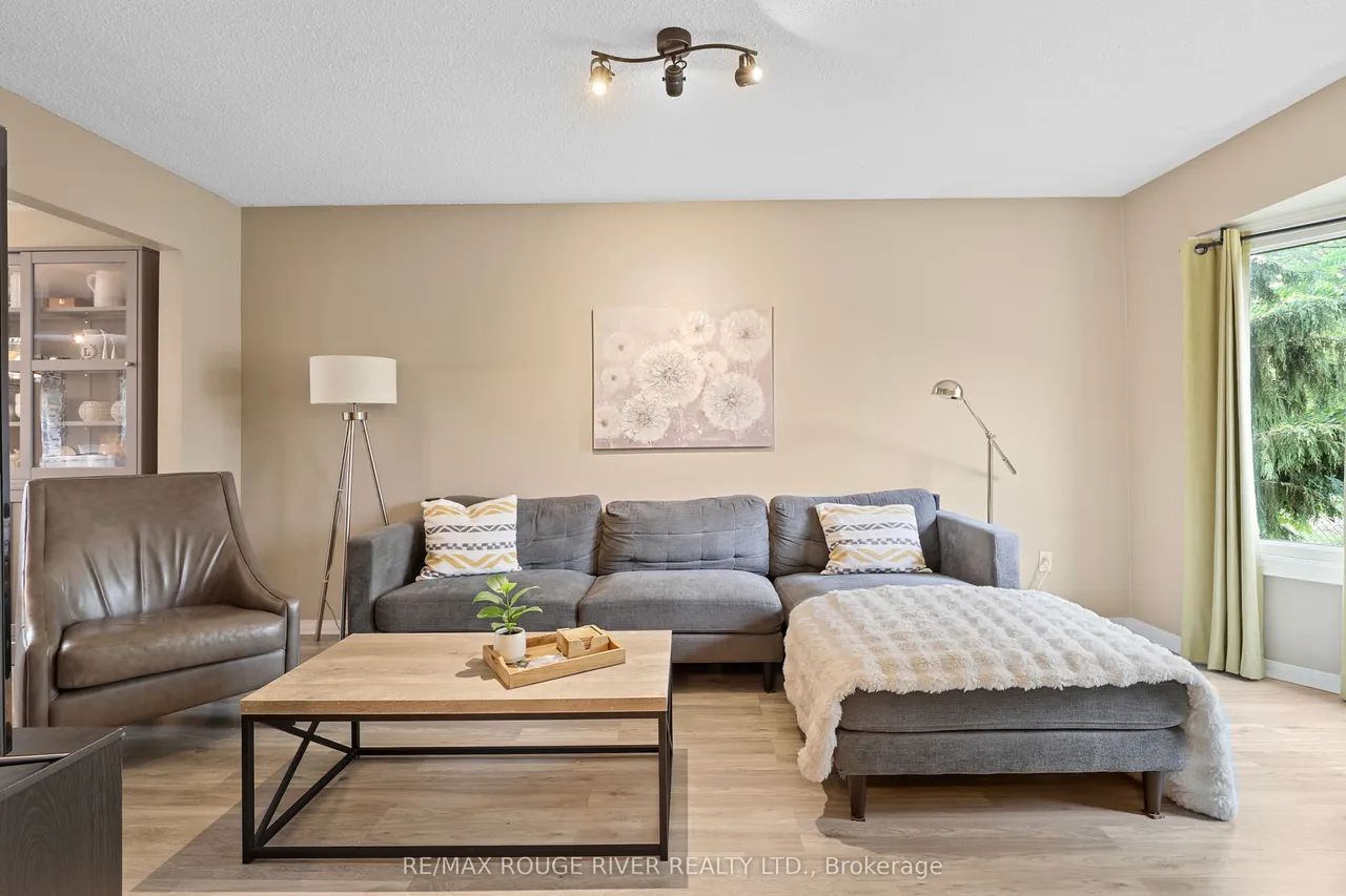 648 Cognac Crescent — photo 3