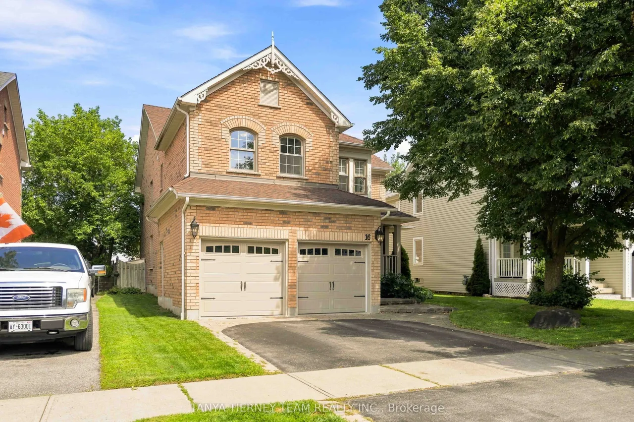 16 Waring Avenue