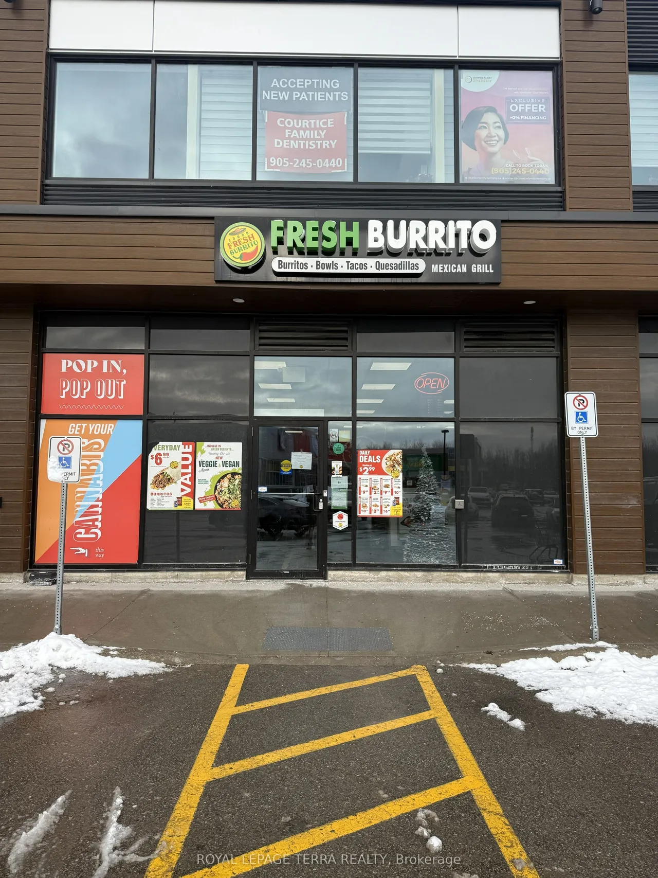 1635 Durham Regional Highway 2 Highway, Unit 103 — photo 2