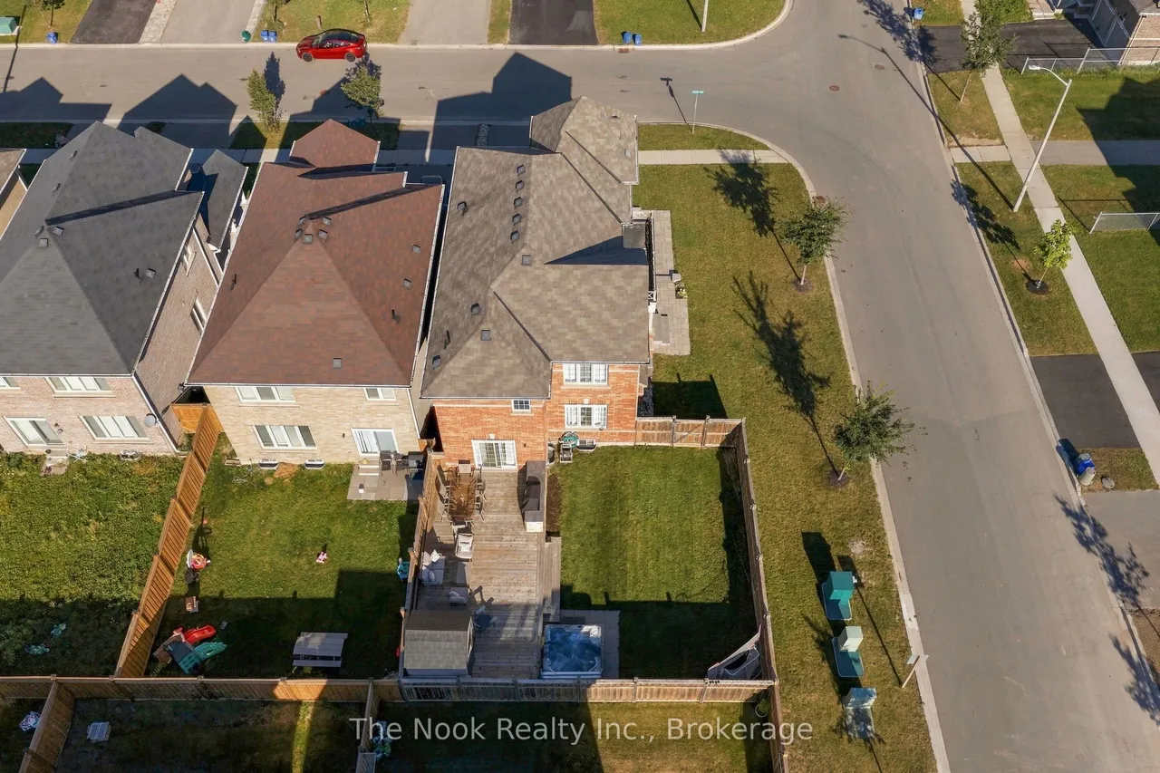 115 Noden Crescent — photo 3