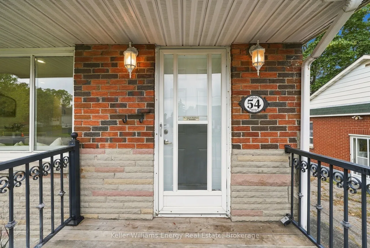 54 Eastlawn Street — photo 3