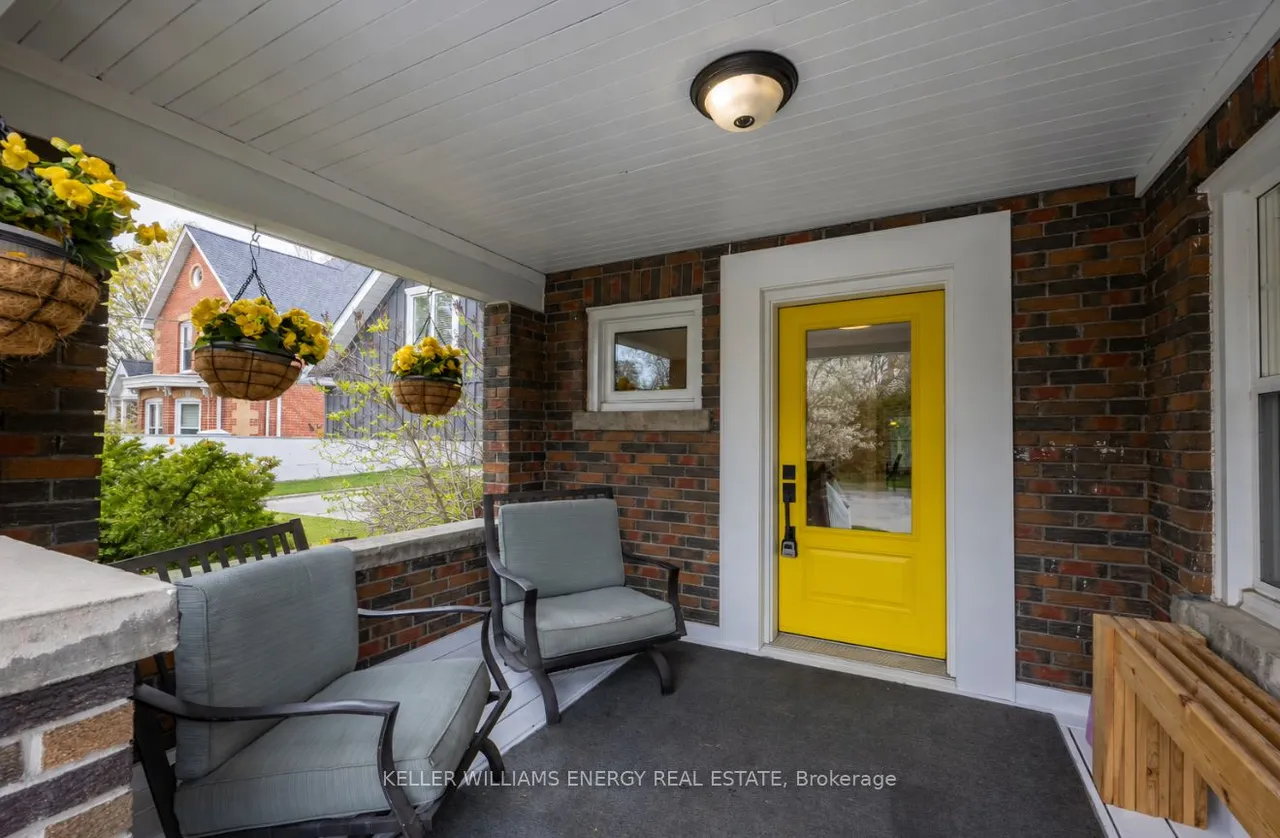 239 Perry Street — photo 3