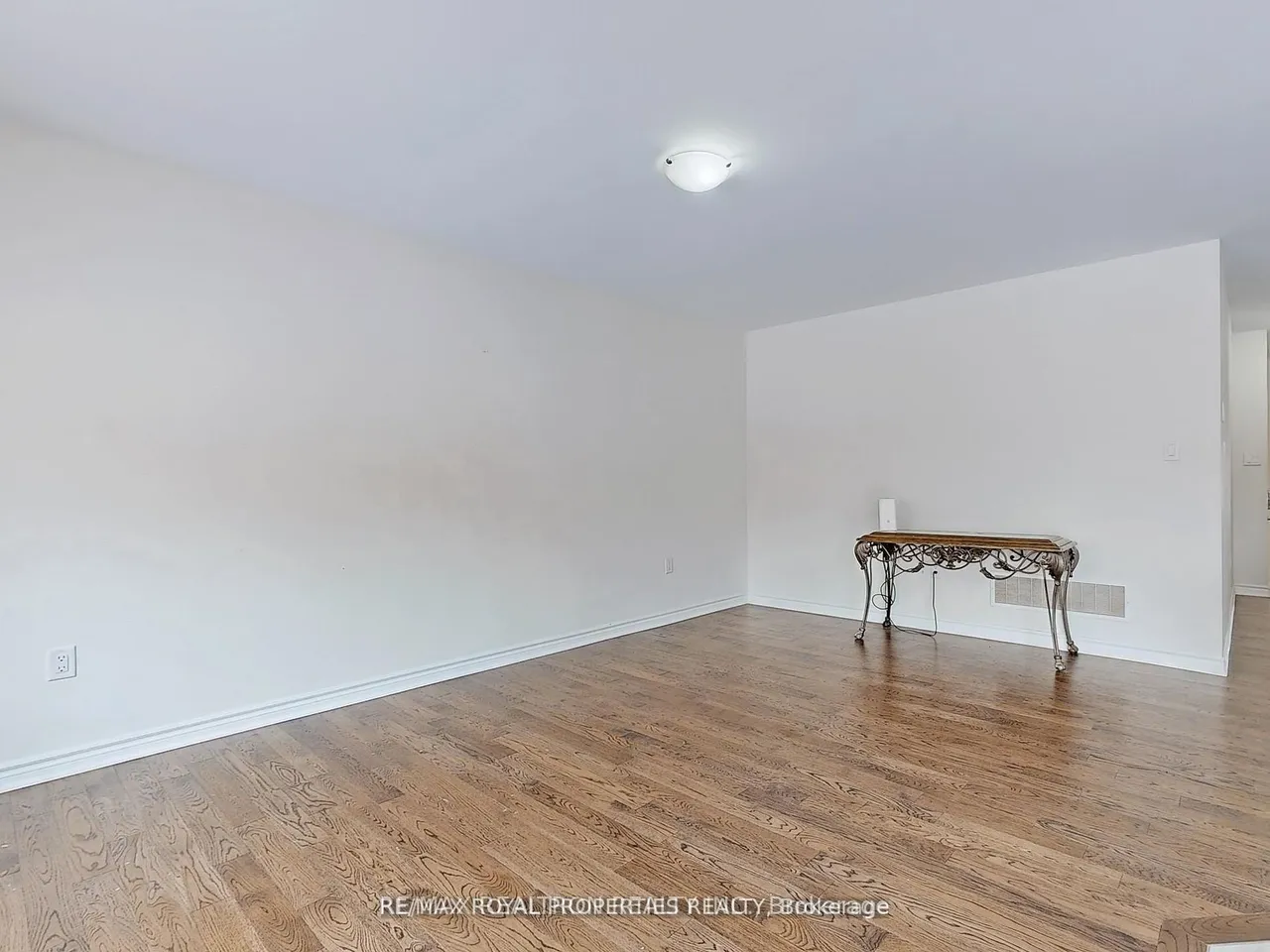 103 Westfield Drive — photo 3