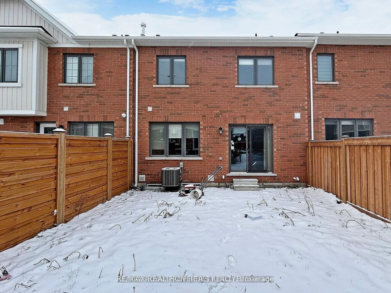 103 Westfield Drive — photo 33