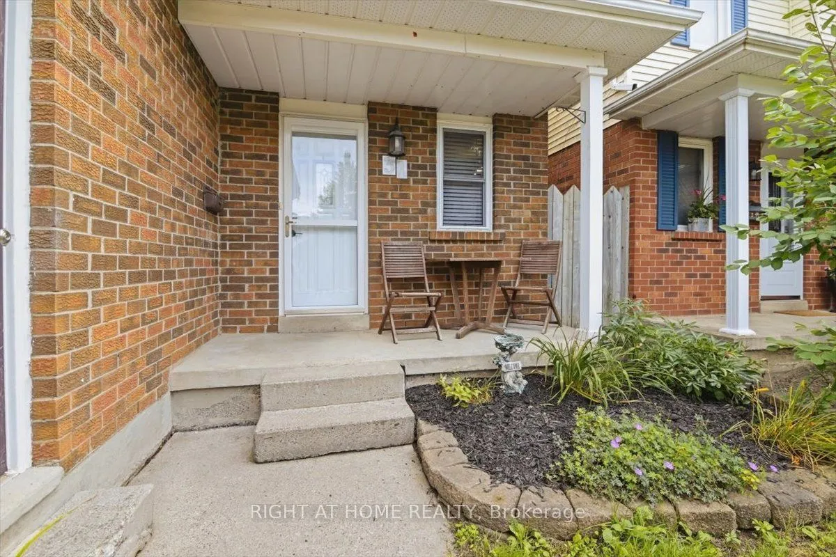 31 Prout Drive — photo 2