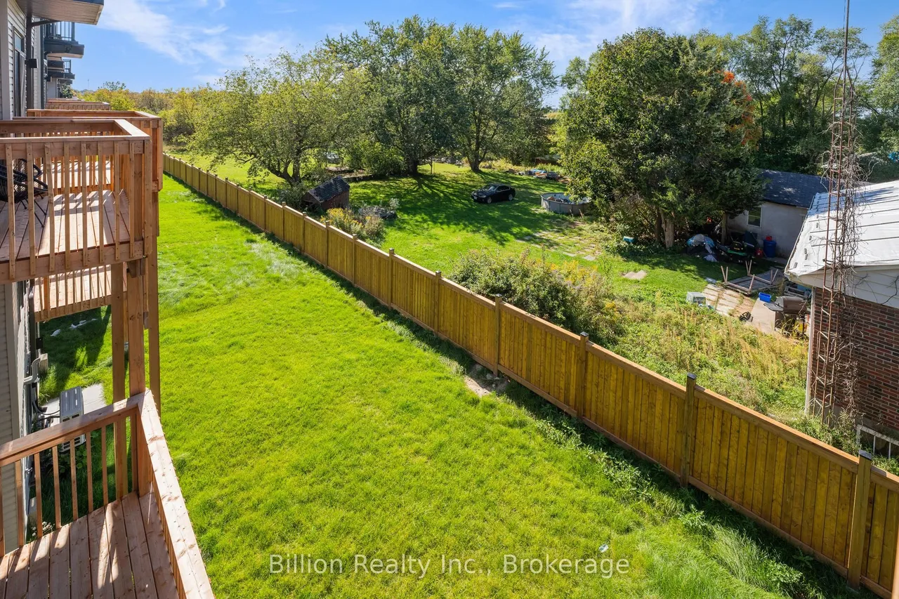 717 Heathrow Path — photo 36