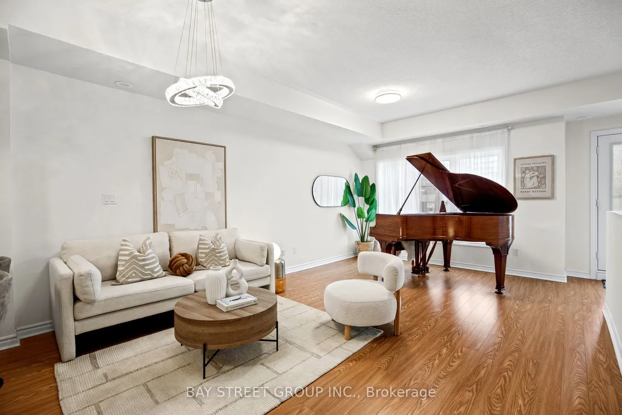 1 Eaton Park Lane E, Unit 23 — photo 3