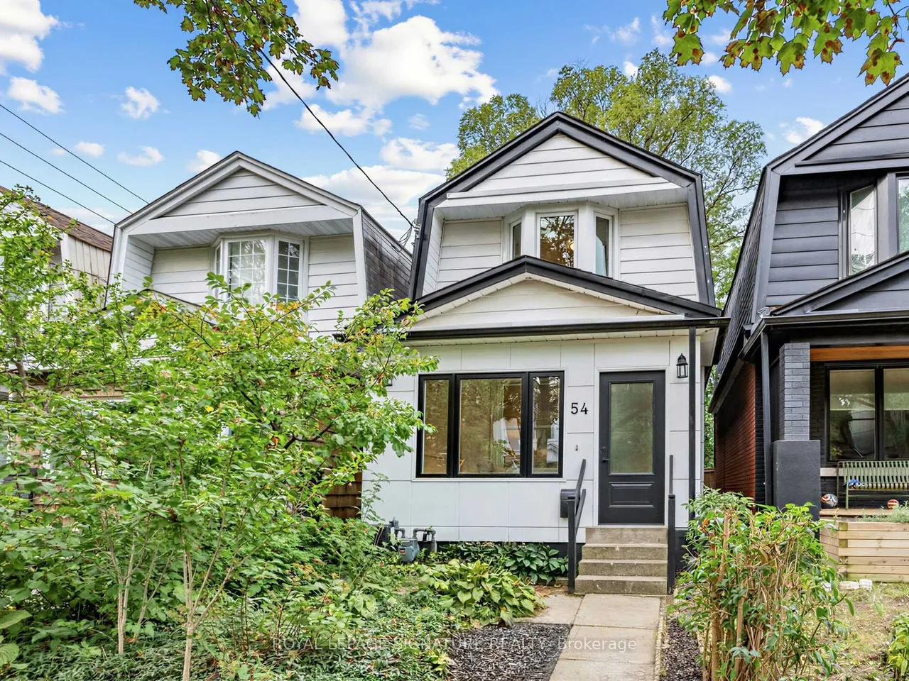 54 Roseheath Avenue
