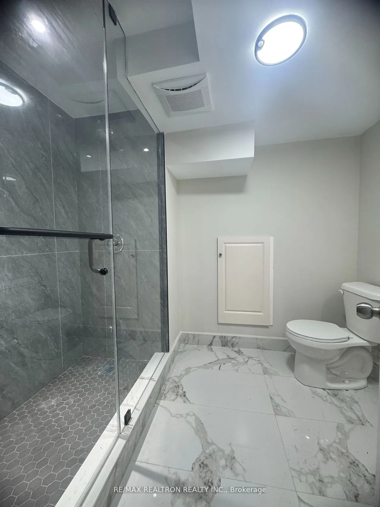 142 Auckland Drive — photo 40