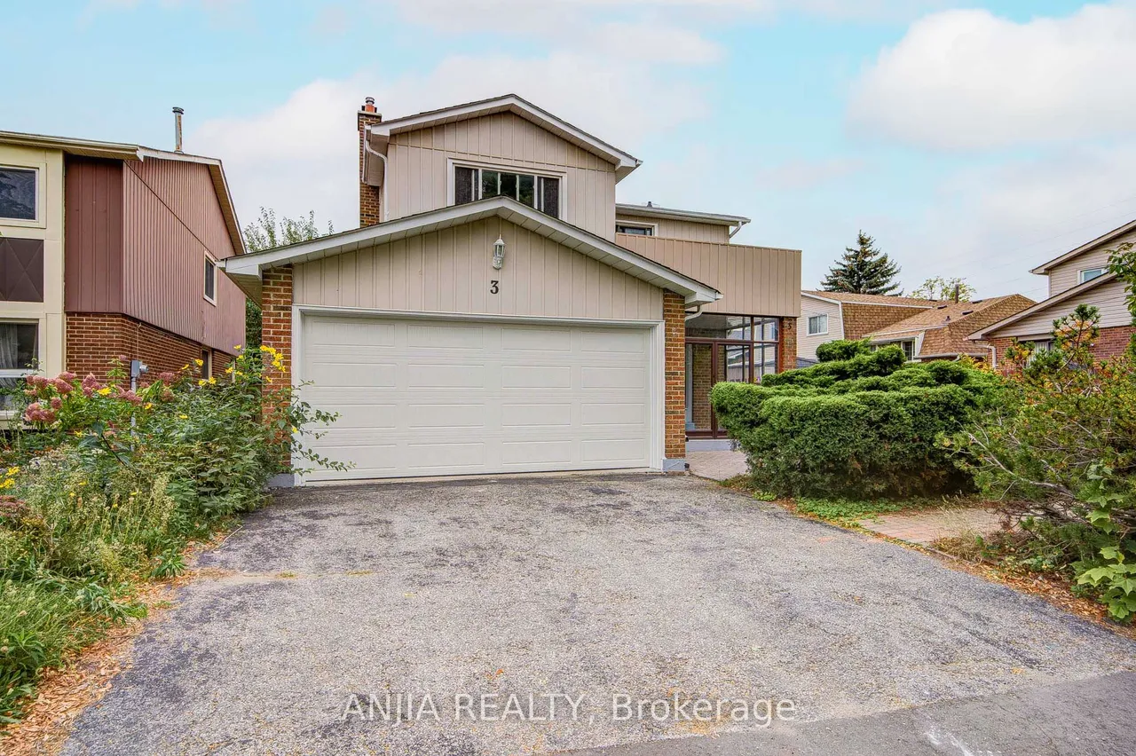 3 Mossbrook Crescent — photo 2